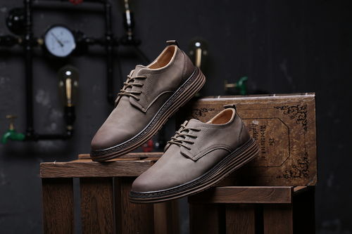 運動鞋休閑鞋皮鞋登山工裝鞋平鋪靜物拍攝產(chǎn)品攝影