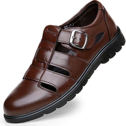 夏季休閑涼鞋男 透氣柔軟真皮皮鞋，中老年鏤空爸爸鞋的完美選擇