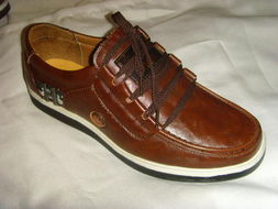 海納百川鞋業(yè) 專業(yè)出口工作鞋與休閑皮鞋產(chǎn)品介紹